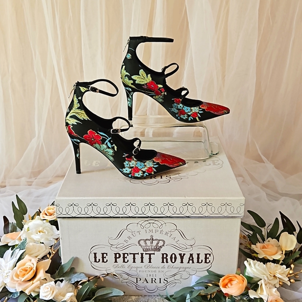 NWOB - Marc Fisher Embroidered Strappy Heels - Sz 8.5